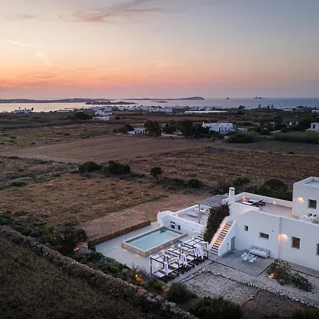 Paros House
