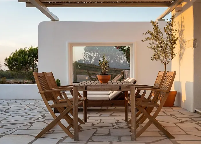 Paros House فيلة