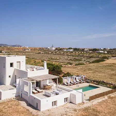 Paros House Pounda