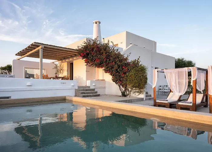 Paros House