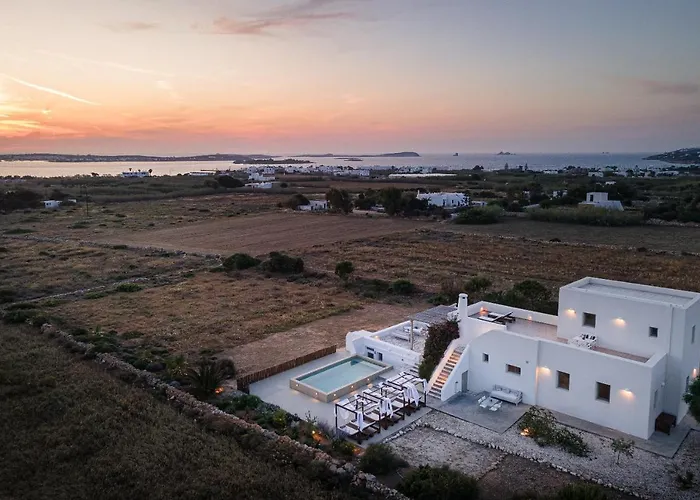 Paros House